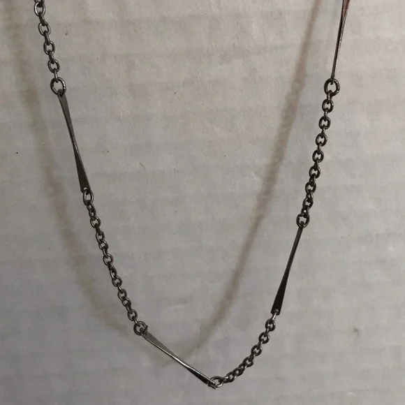 Chain Necklace - Picture 6 of 8